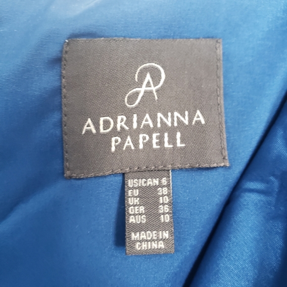 Adrianna Papell Lace Dress - Picture 4 of 11